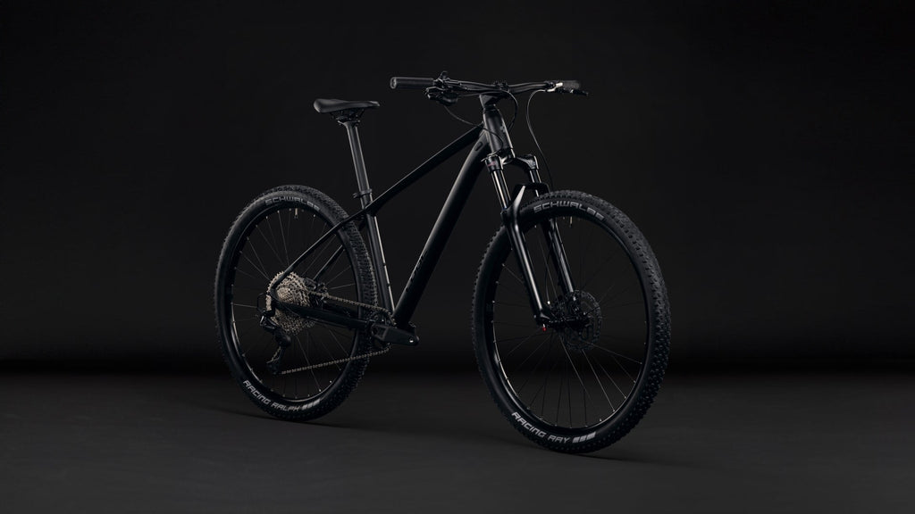 Cube Aim SLT  soot´n´black (2027)