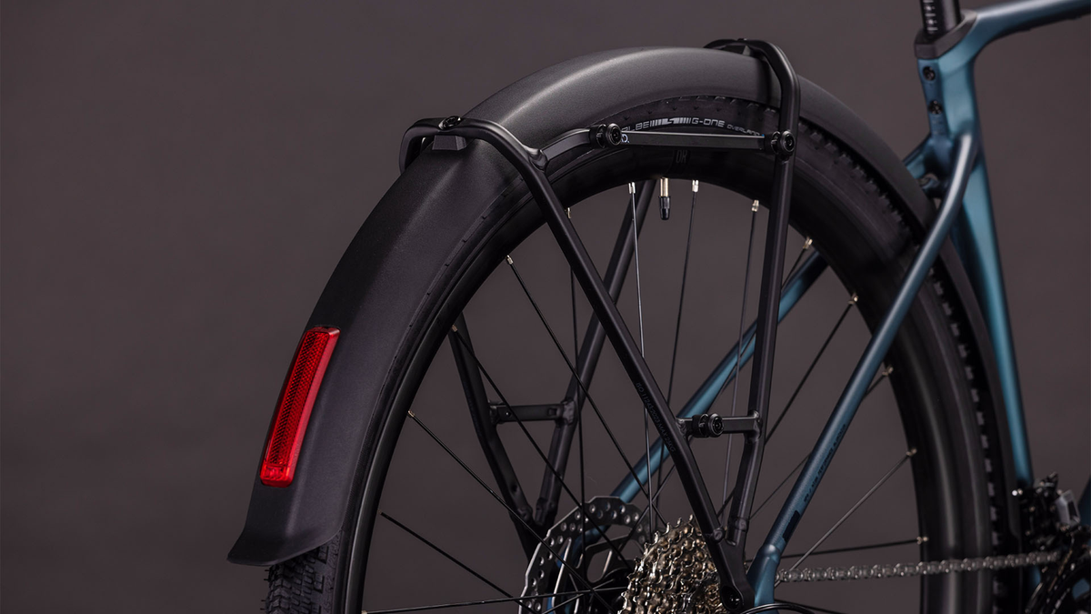 B-Ware Cube Nuroad Race FE  royalgreen´n´black (2026)
