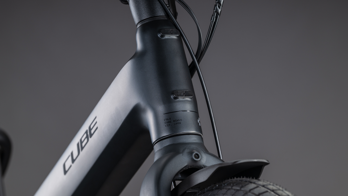 Cube Fold Hybrid 545  coal´n´reflex (2026)