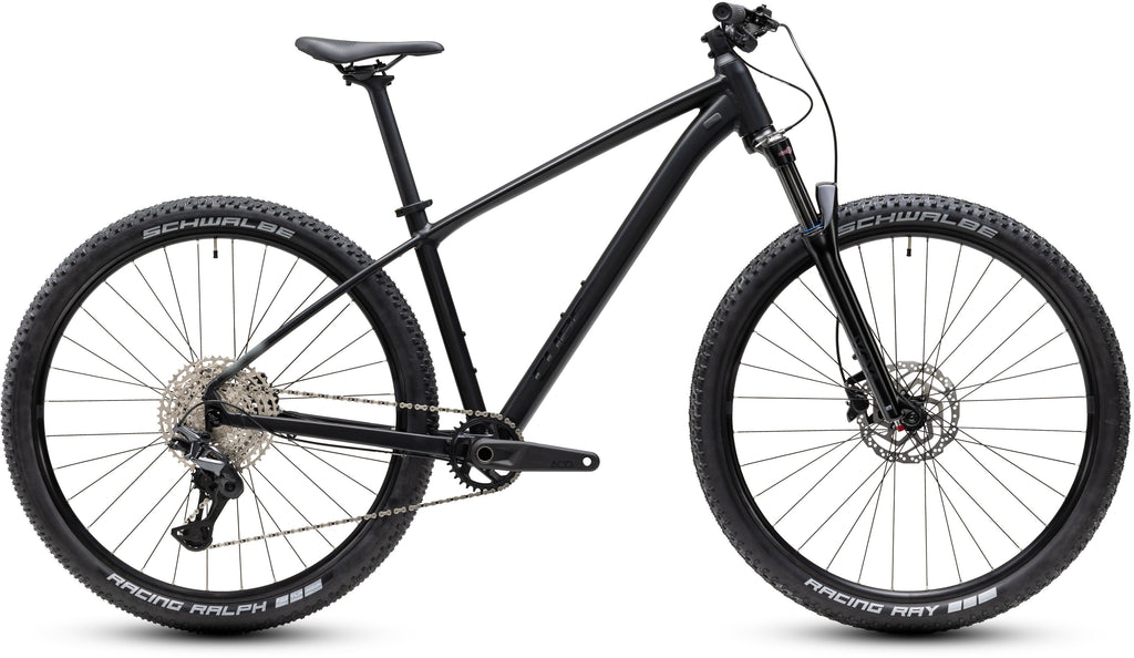 Cube Aim SLT  soot´n´black (2027)