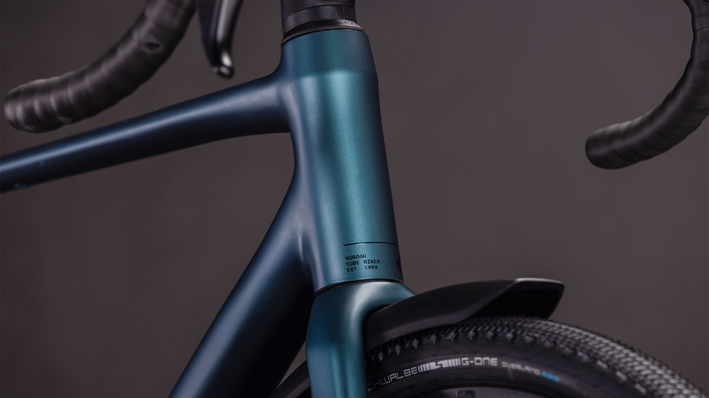 B-Ware Cube Nuroad Race FE  royalgreen´n´black (2026)