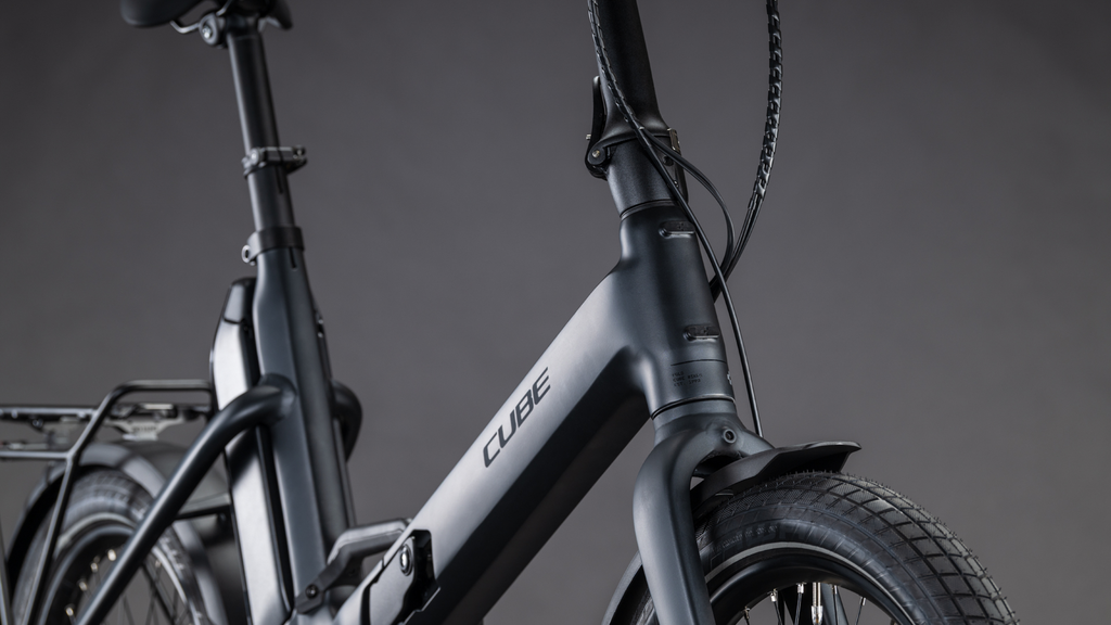 Cube Fold Hybrid 545  coal´n´reflex (2026)